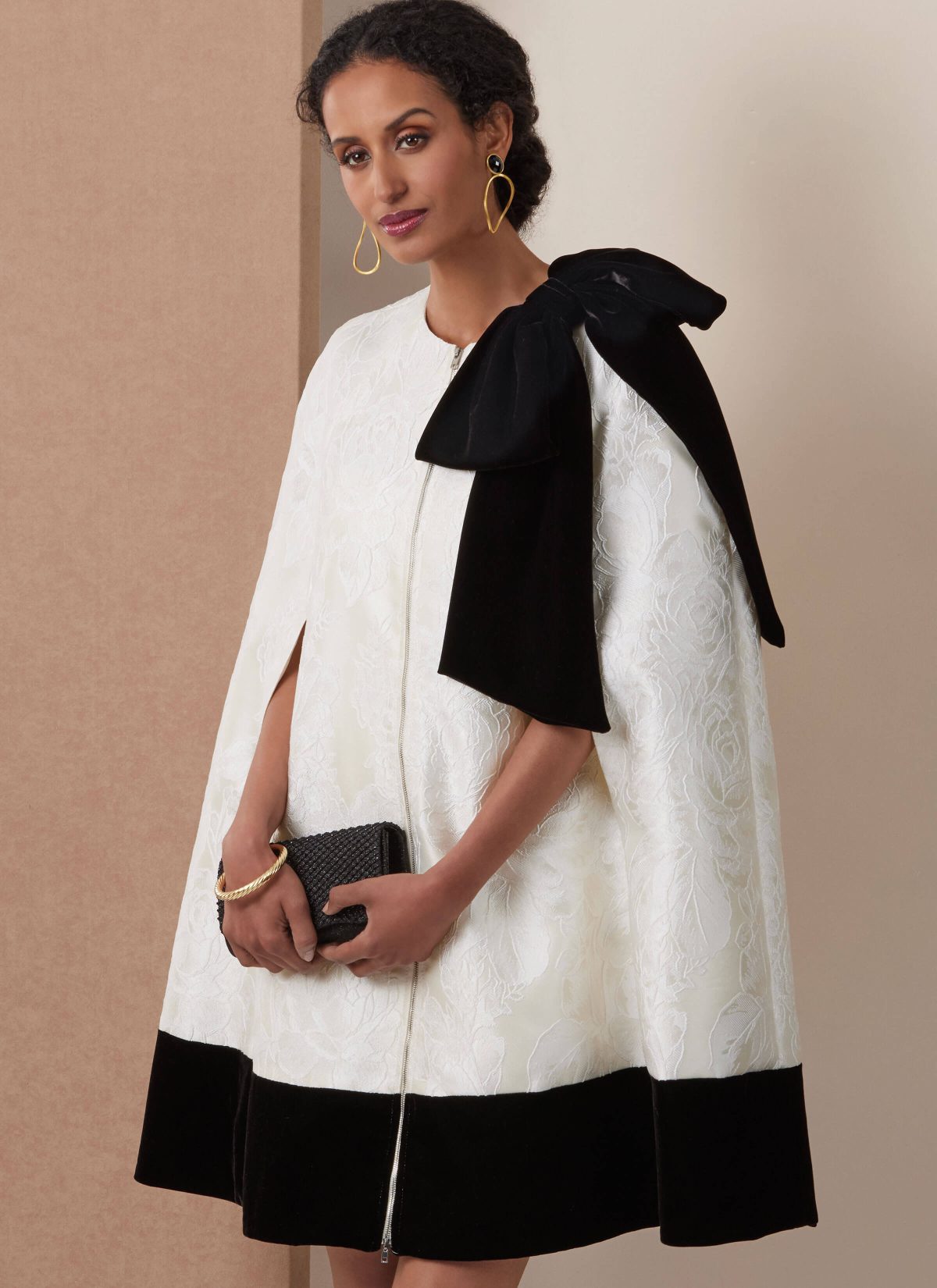 Vogue Patterns Sewing Pattern V2133 Misses' Short Cape and Fitted Dress with Detachable Bow