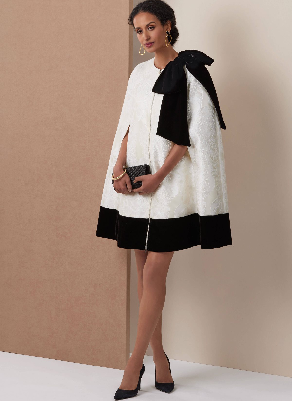 Vogue Patterns Sewing Pattern V2133 Misses' Short Cape and Fitted Dress with Detachable Bow