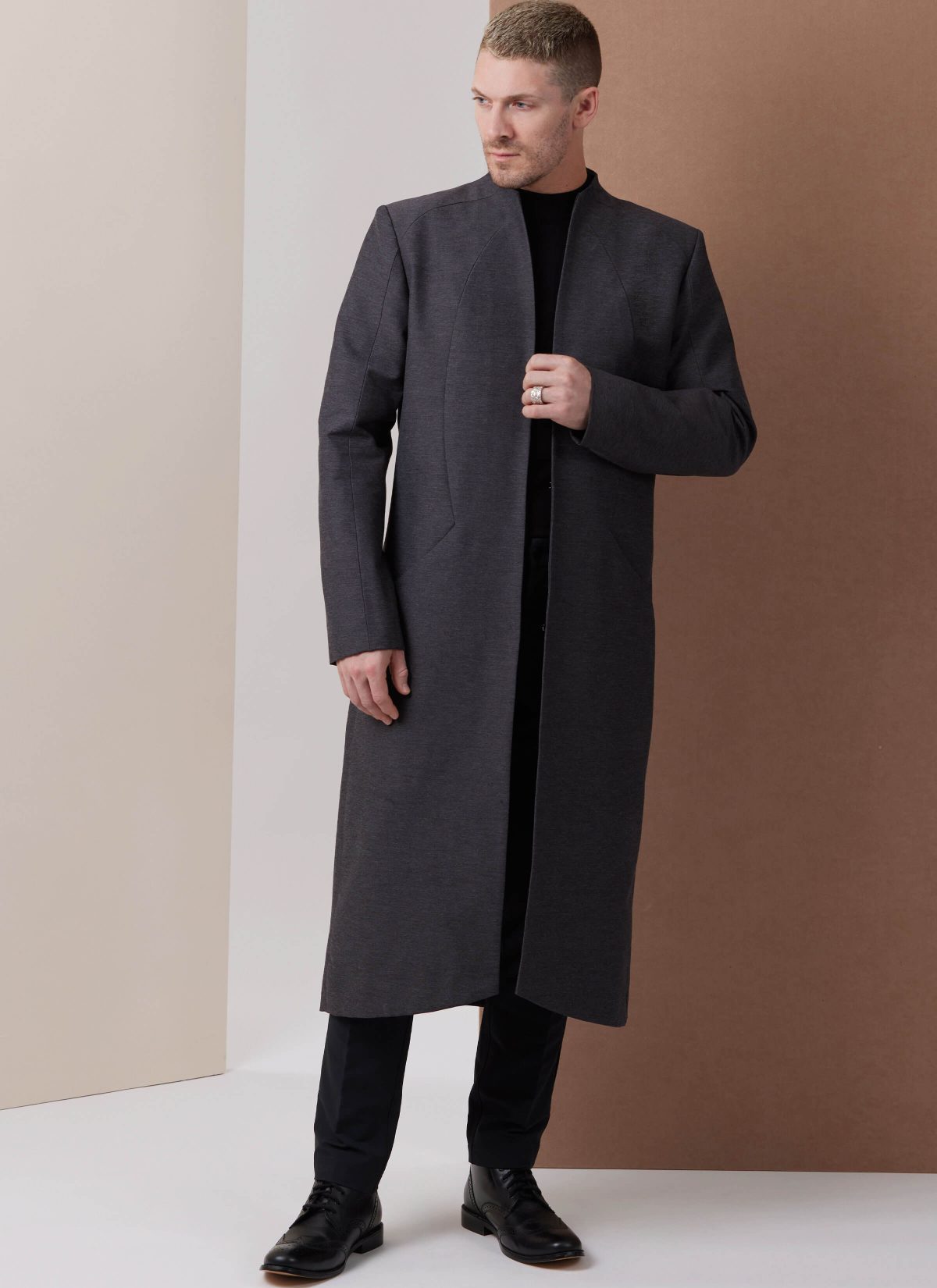 Vogue Patterns Sewing Pattern V2141 Men's Lined Jacket in Two Lengths