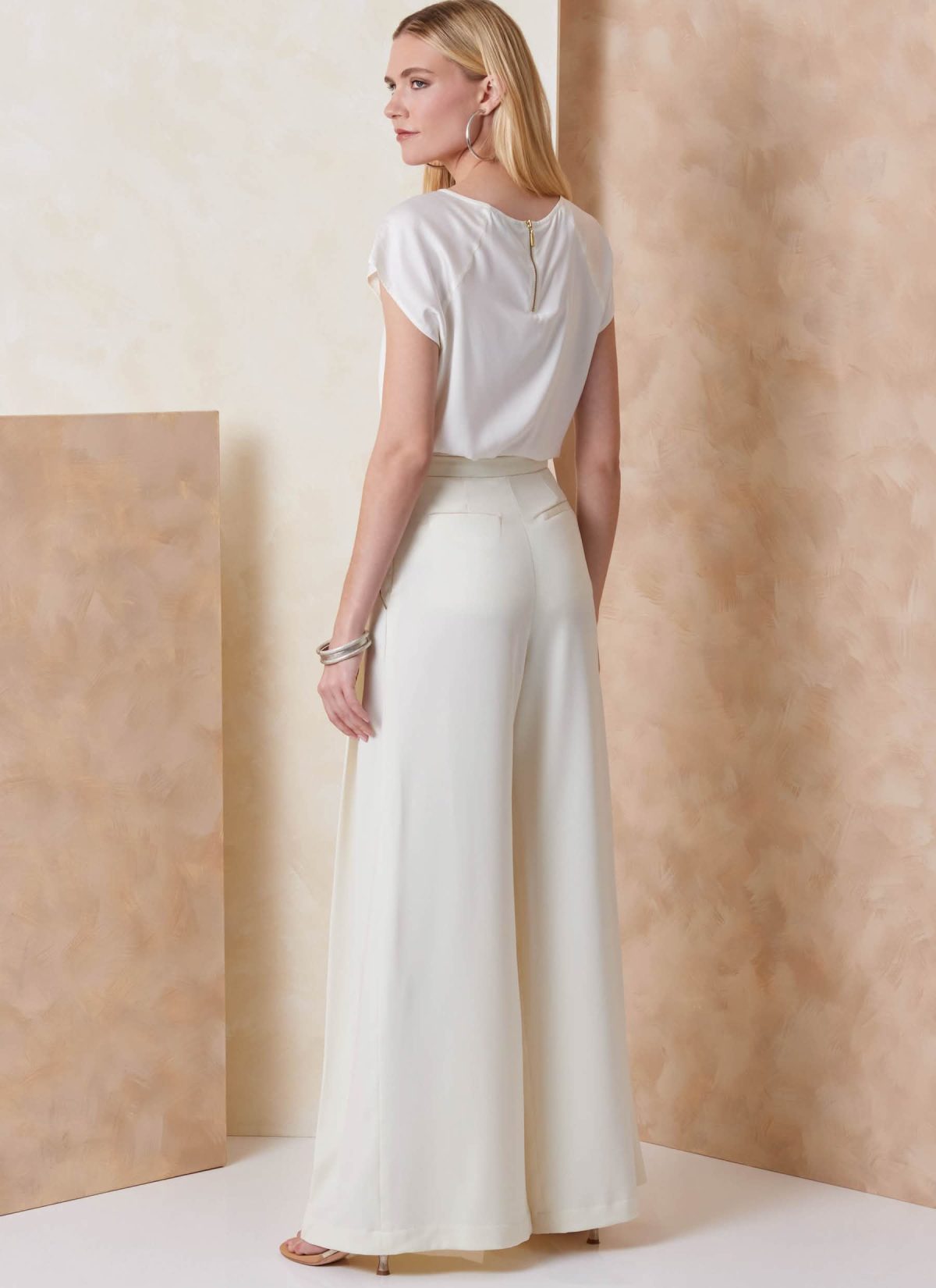 Vogue Patterns Sewing Pattern V2161 Misses' Pleated High Waist Trousers in Two Lengths