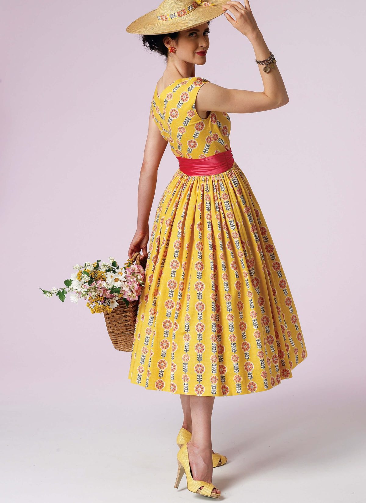 Vogue Patterns V8789 Misses'/Misses' Petite Dress and Cummerbund