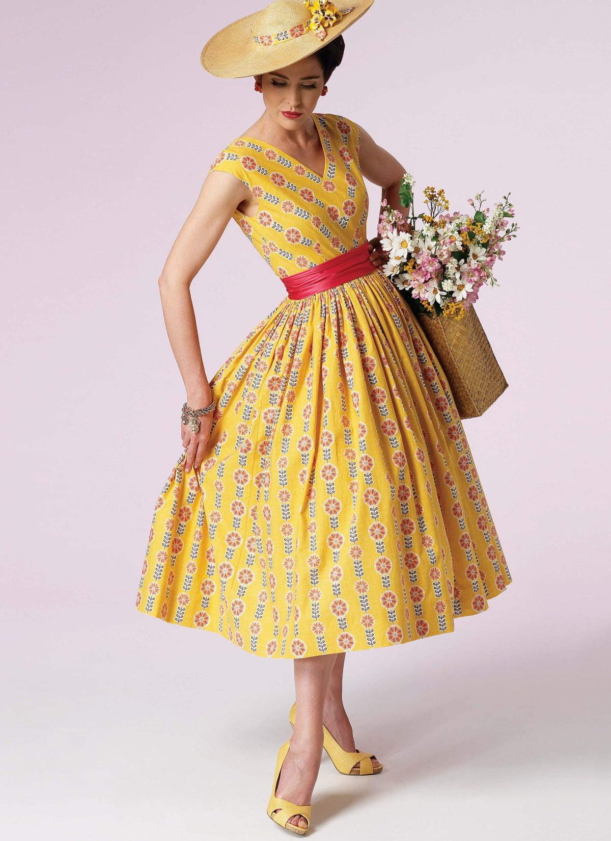 Vogue Patterns V8789 Misses'/Misses' Petite Dress and Cummerbund