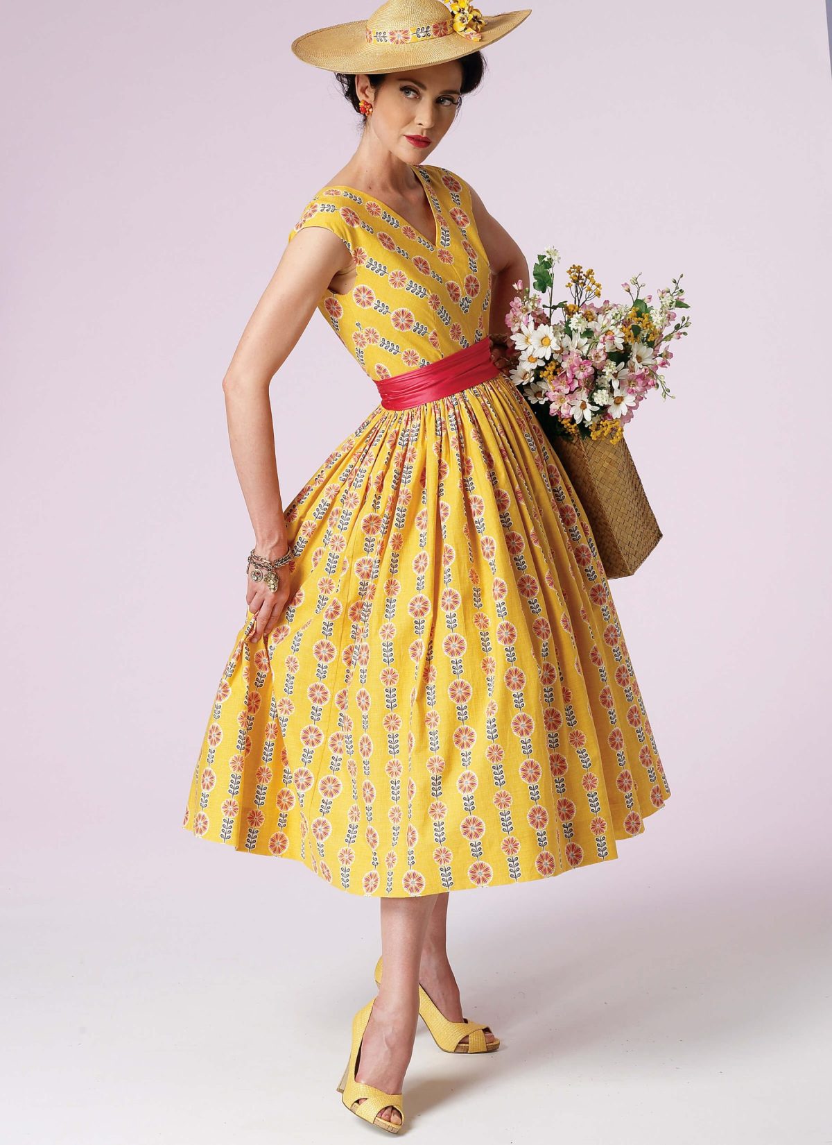 Vogue Patterns V8789 Misses'/Misses' Petite Dress and Cummerbund