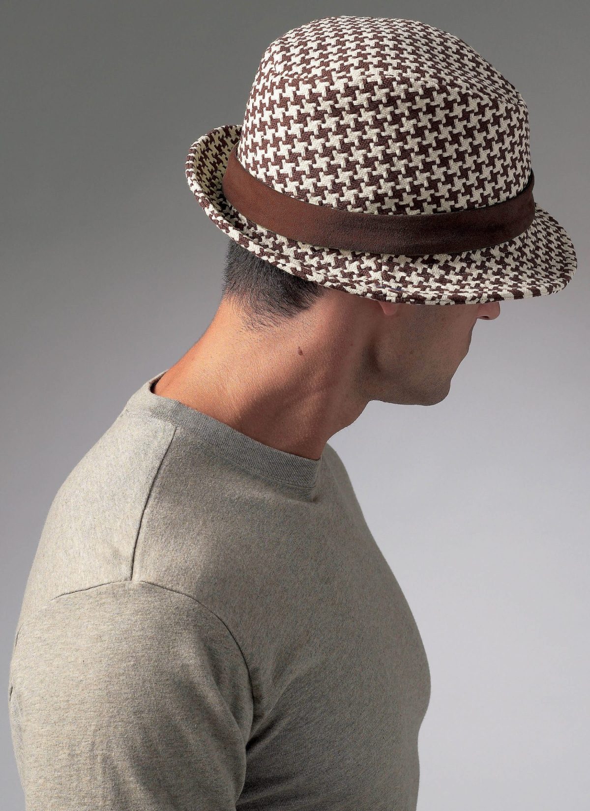 Vogue Patterns V8869 Men's Hats