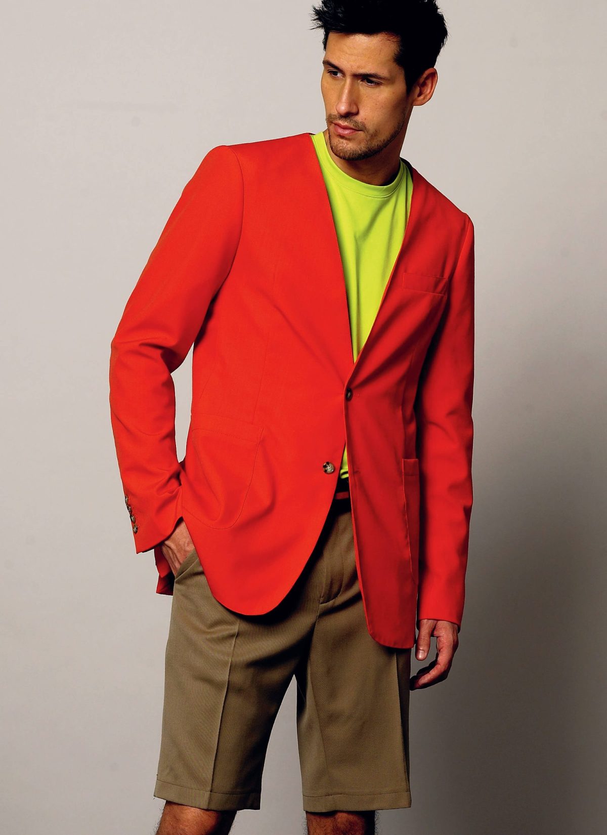 Vogue Patterns V8890 Men's Jacket, Shorts, and Trousers - Sewdirect