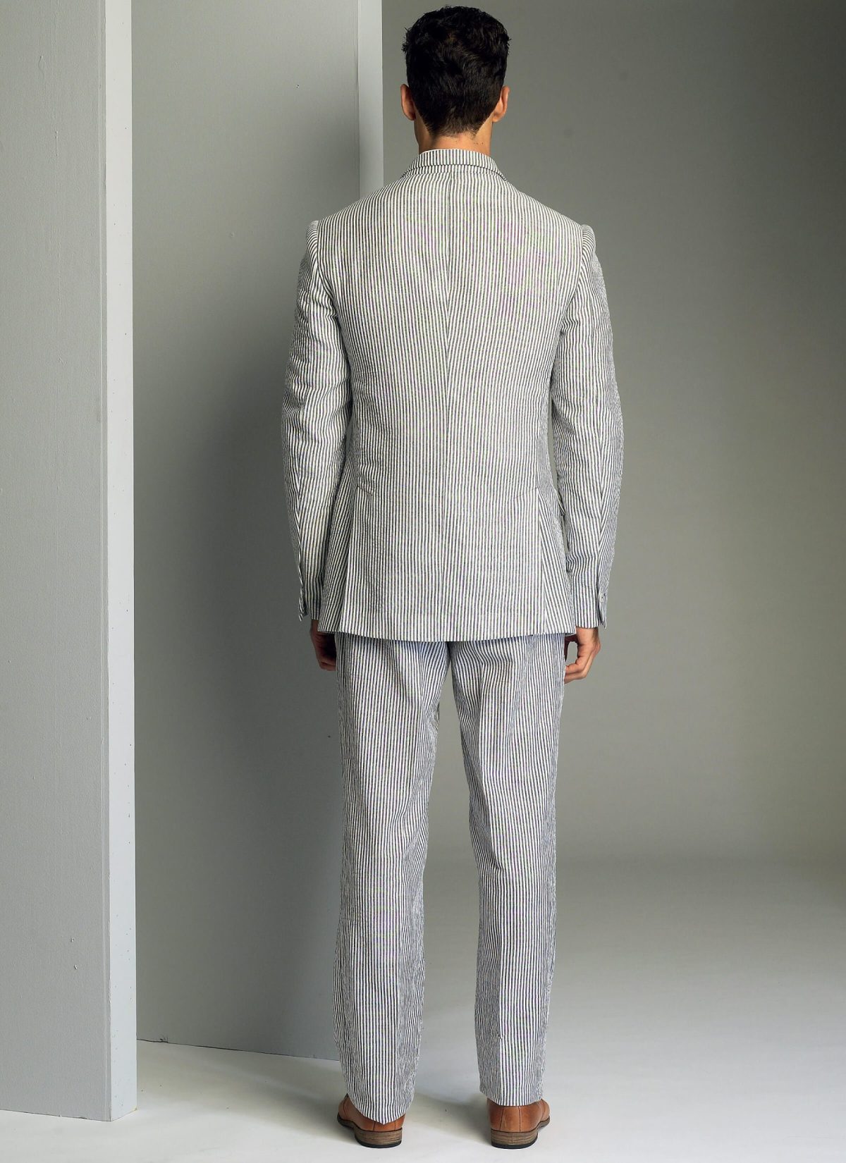 Vogue Patterns V8988 Men's Jacket and Pants