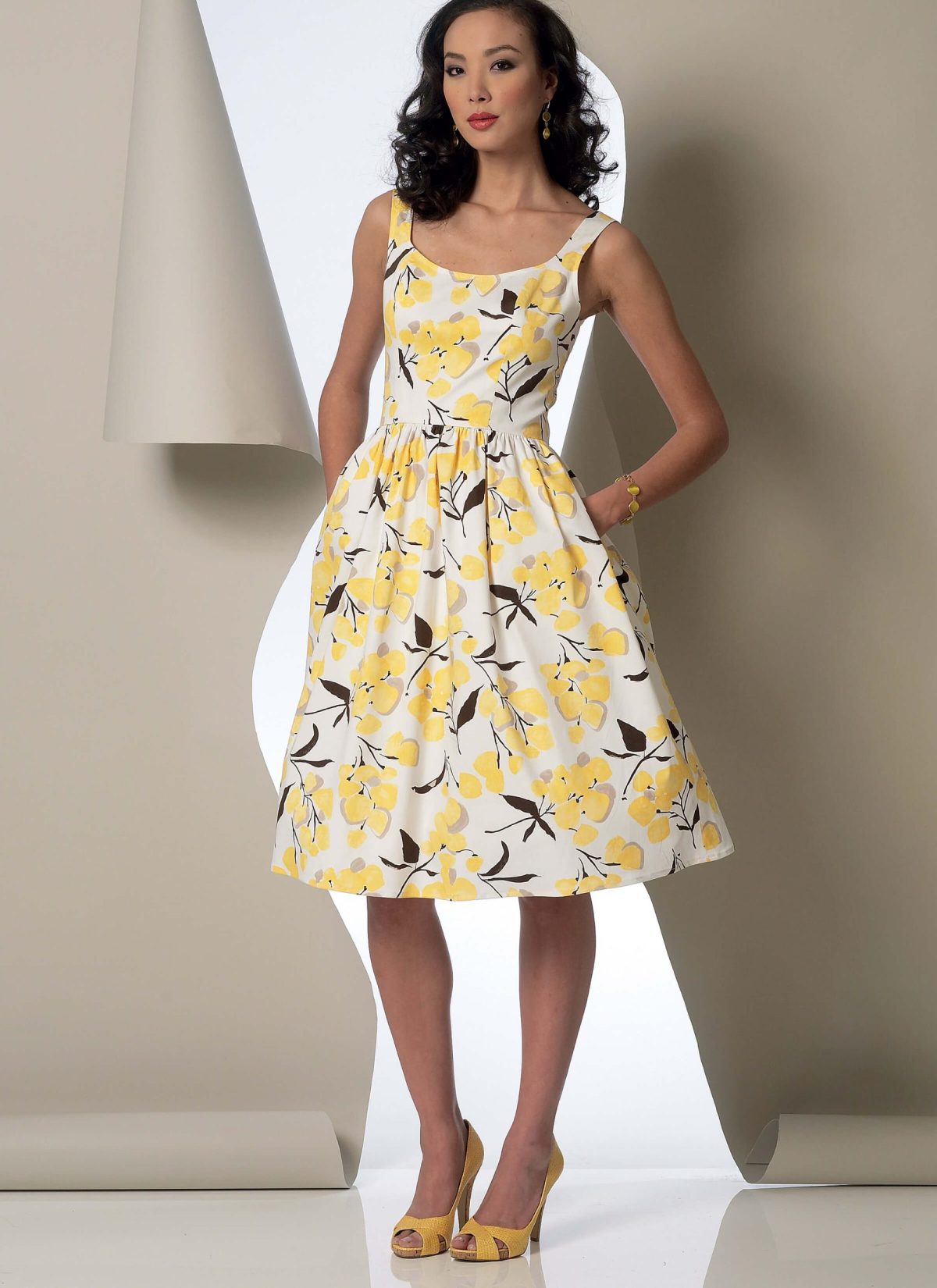 Vogue Patterns V9100 Misses' Dress
