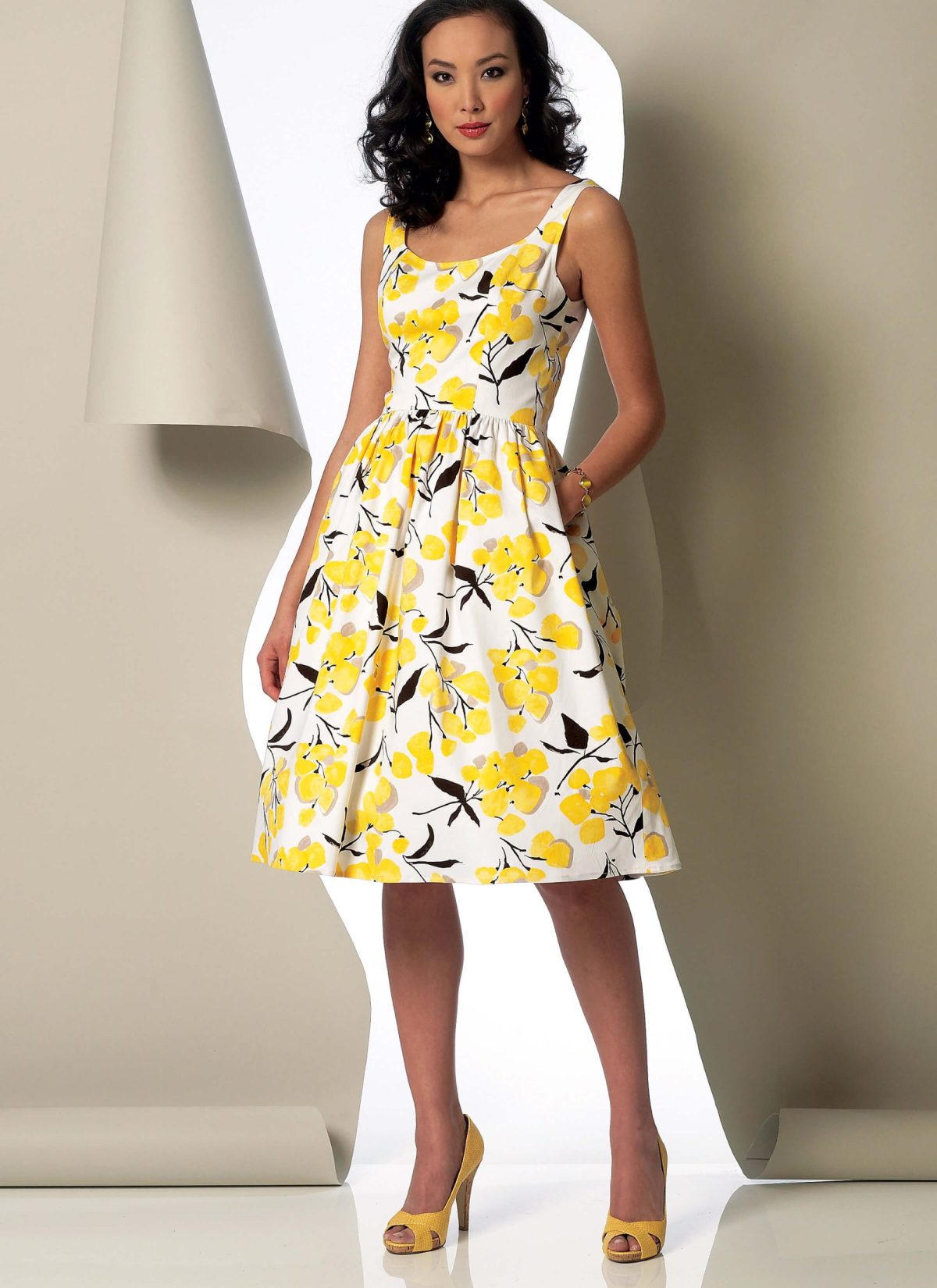 Vogue Patterns V9100 Misses' Dress