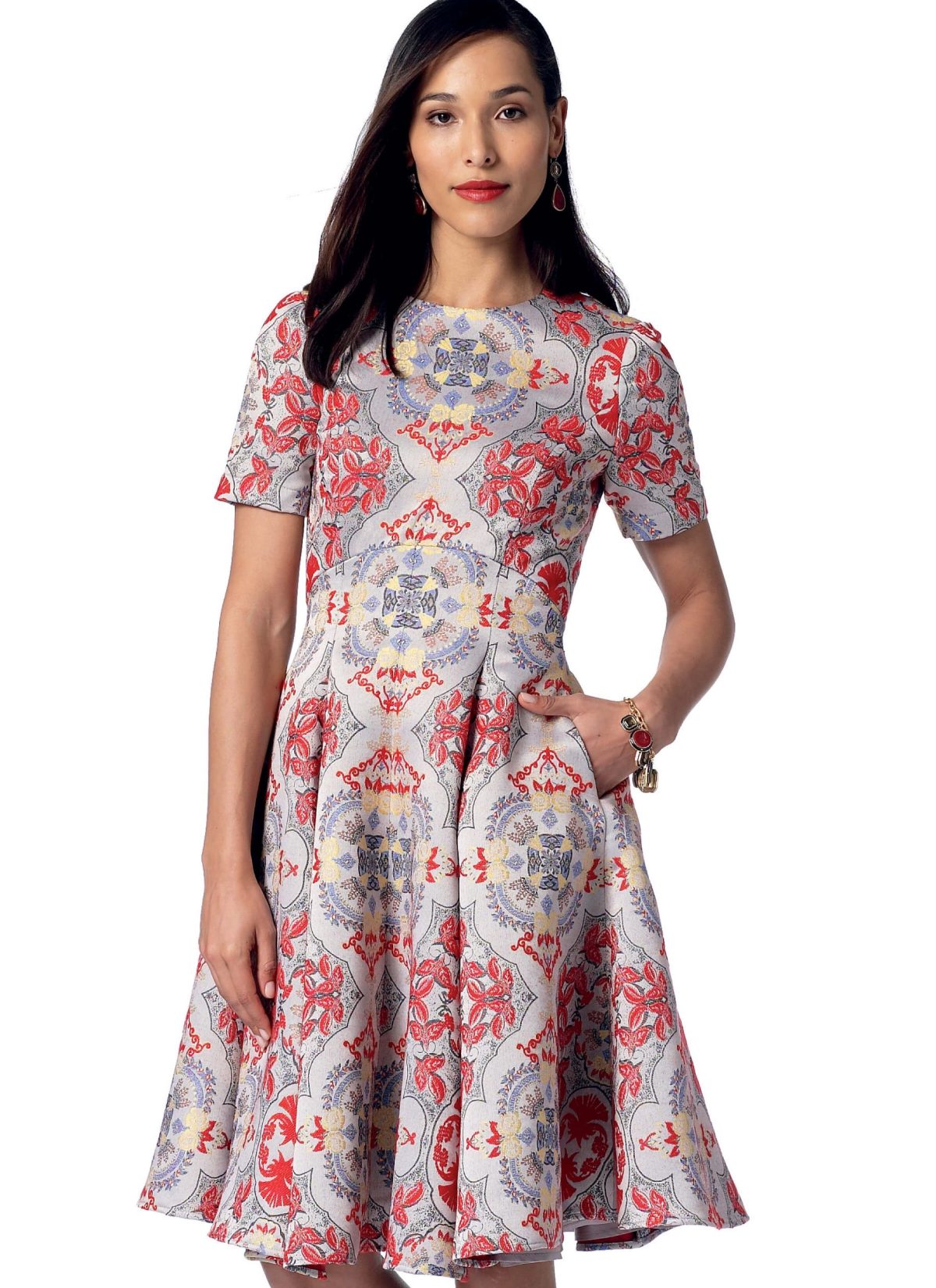 Vogue Patterns V9202 Misses' Dresses with Flared or Straight Skirt Options