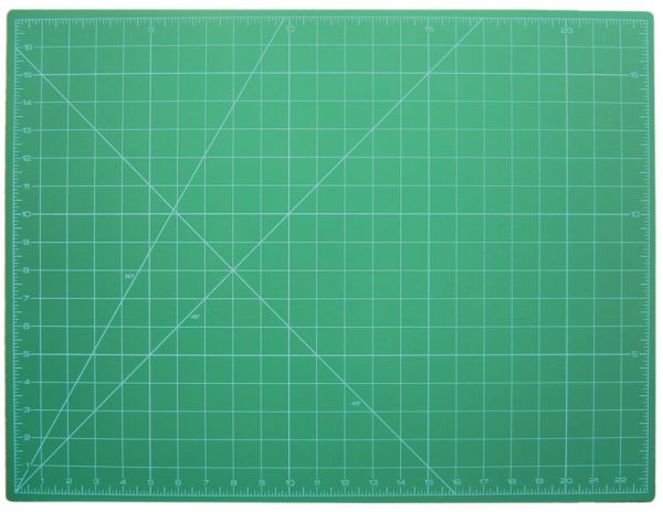 DAFA 11" X 17" SELF HEALING CUTTING MAT
